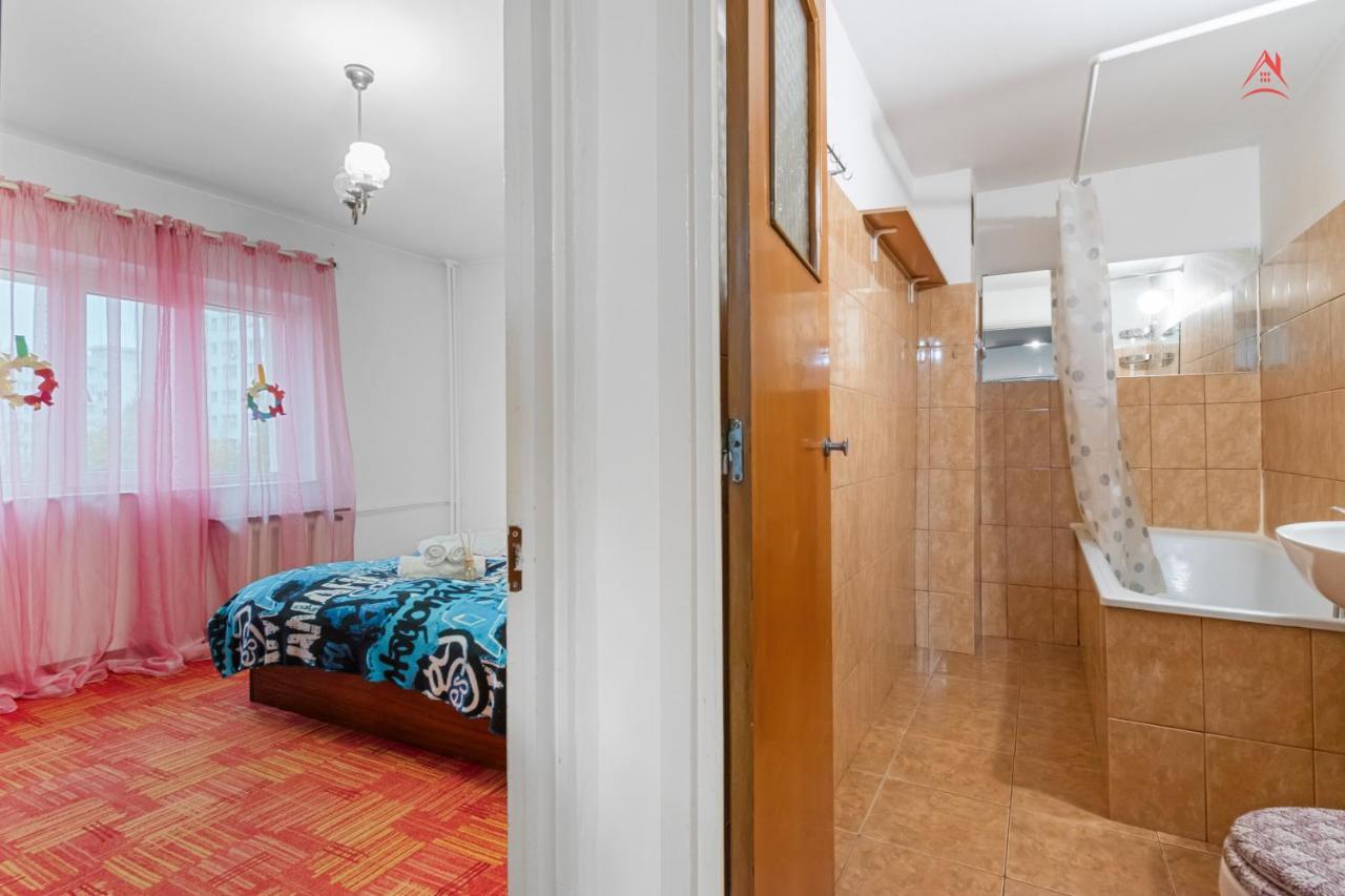 בוקרשט Dristor Large And Cozy Apartment מראה חיצוני תמונה